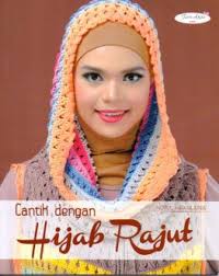 Cantik Dengan Hijab Rajut