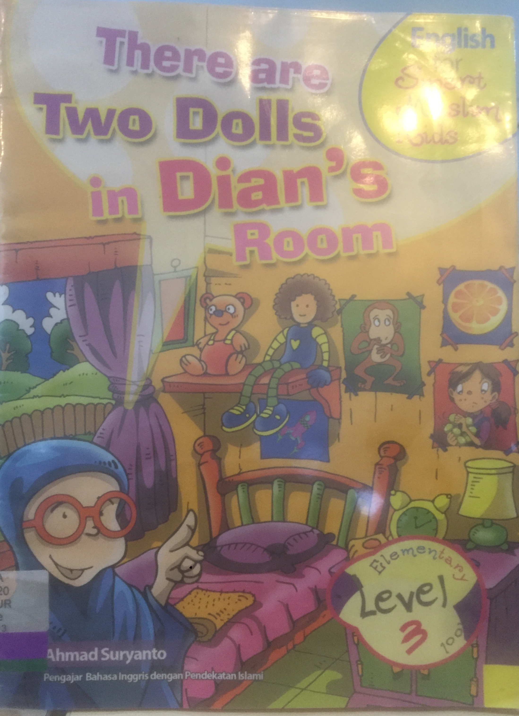 English for Smart Muslim Kids : There two dolls in dian's room :  
