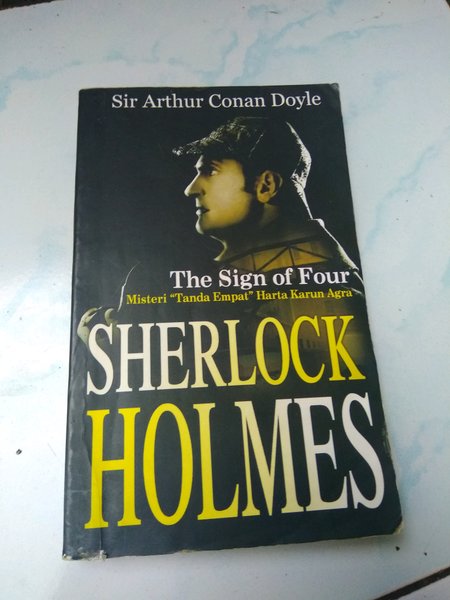 Sherlock Holmes : Misteri "tanda empat' harta karun agra
