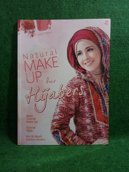 Natural make up for hijabers