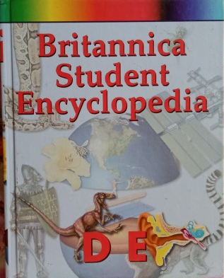 Britannica student encyclopedia volume 4 :  D-E