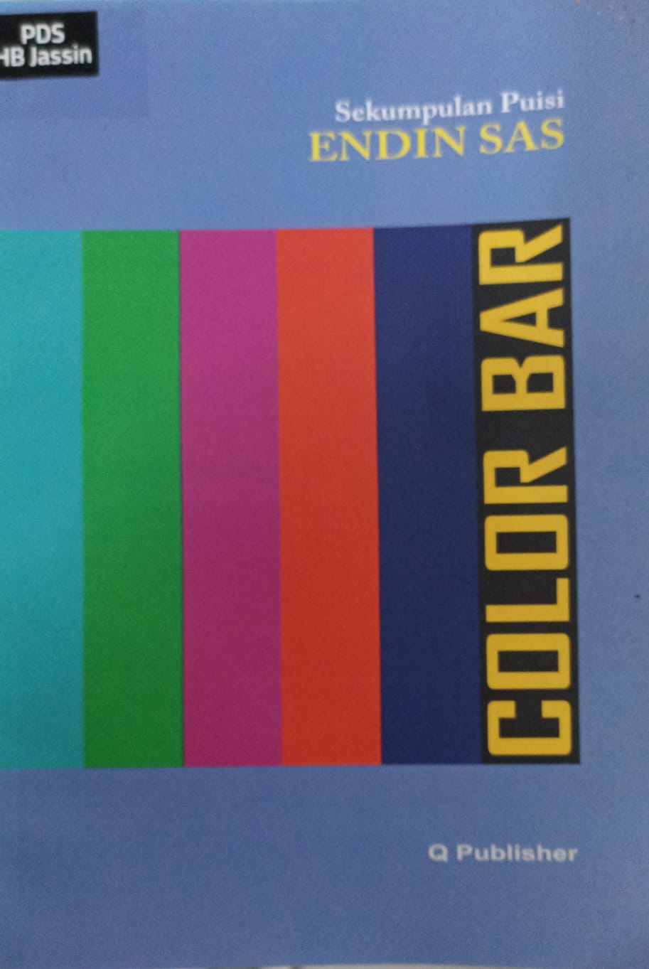 Color bar :  kumpulan puisi