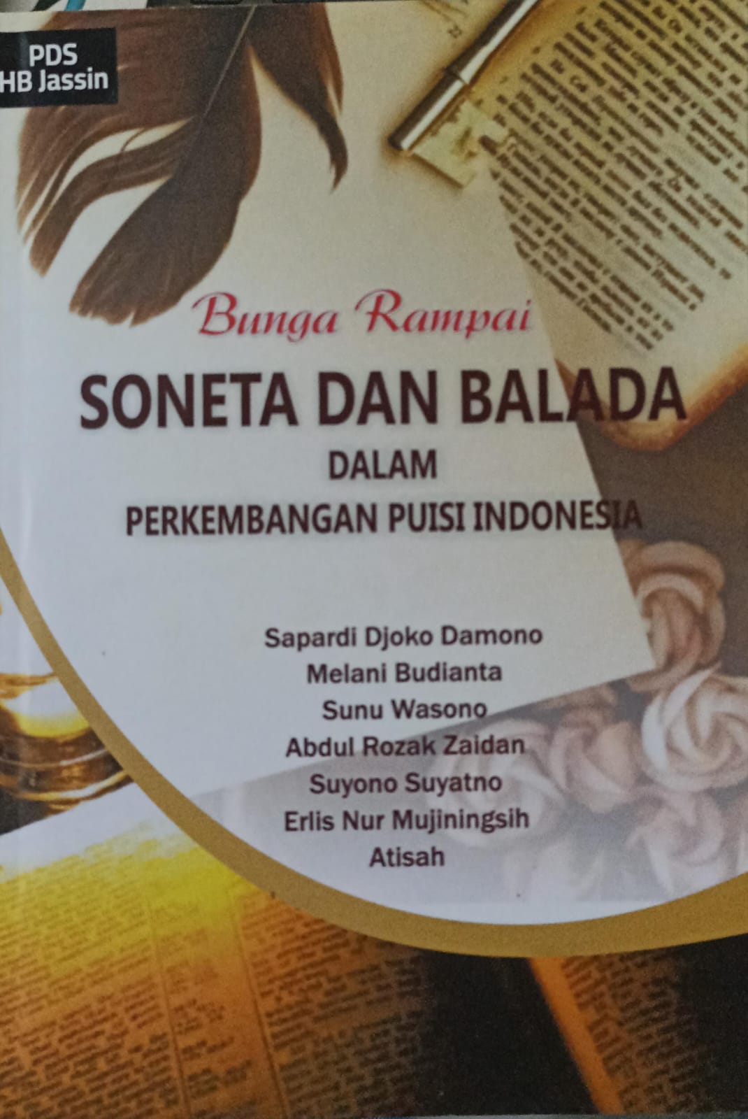 Bunga Rampai soneta dan balada :  dalam perkembangan puisi indonesia