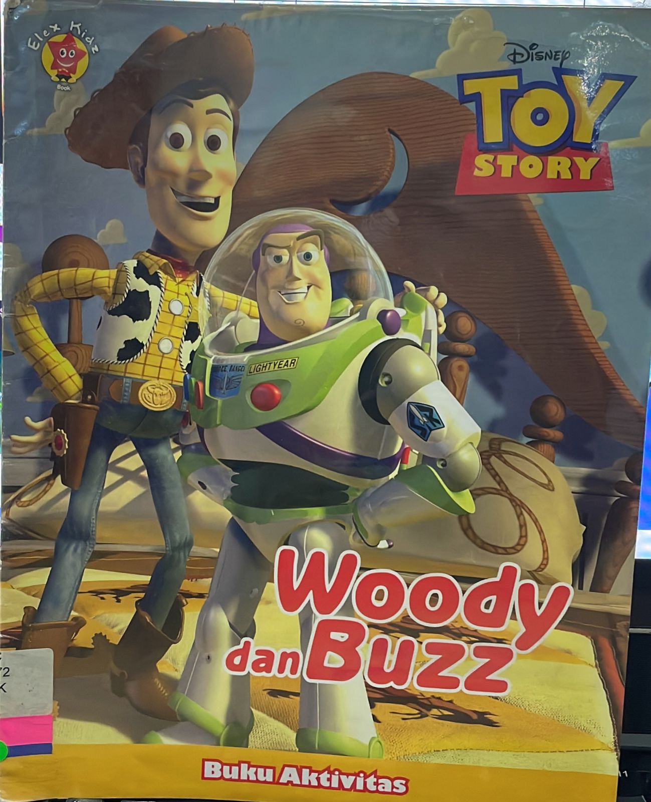 Buku Aktivitas Toy Story :  Woody dan Buzz