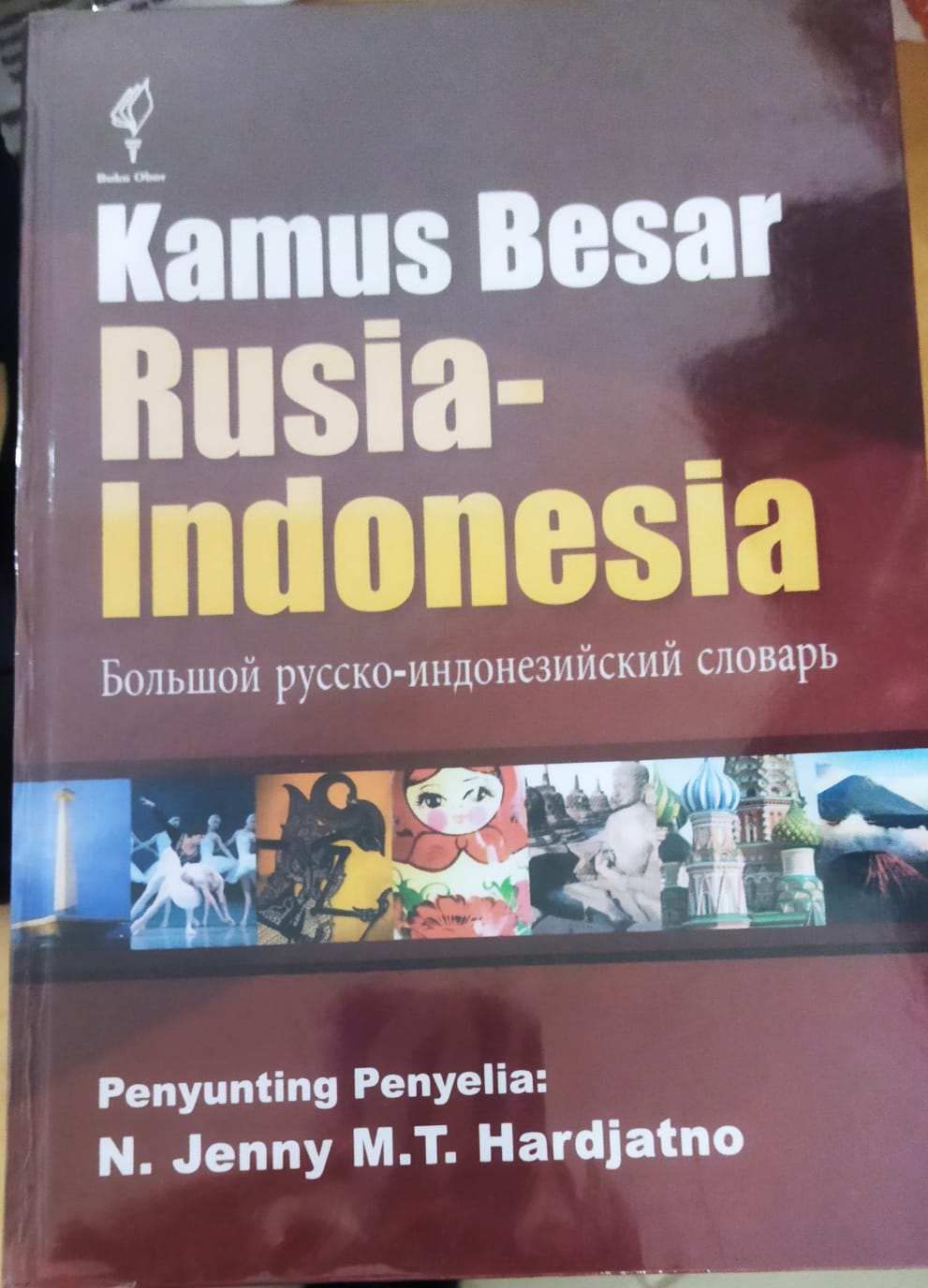 Kamus besar Rusia-Indonesia